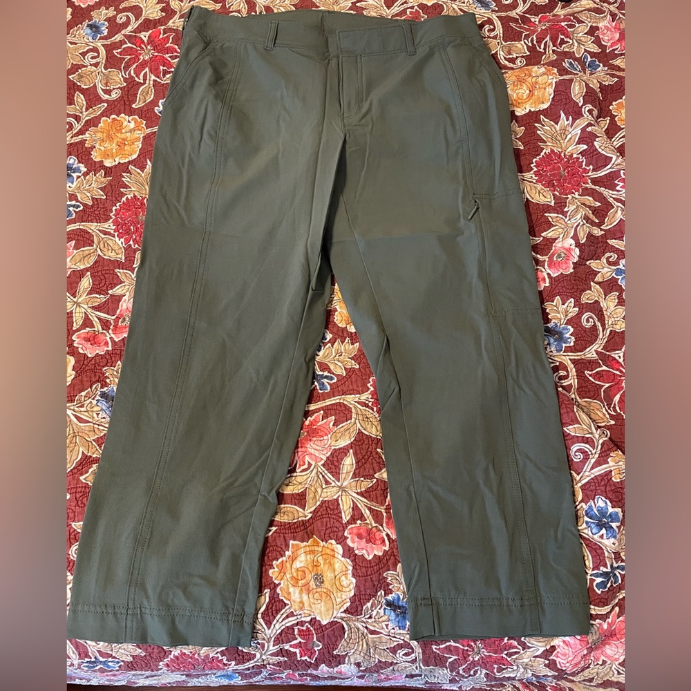 Athleta crop pant